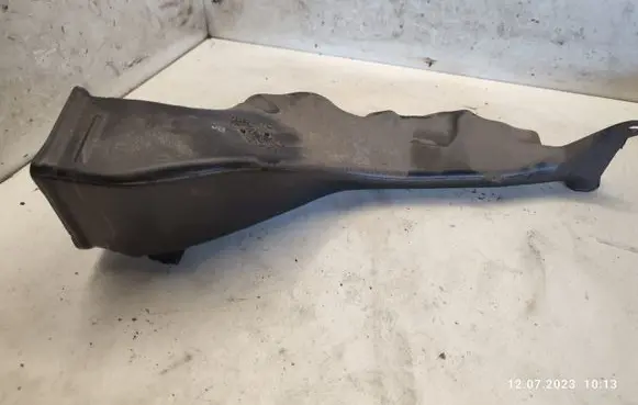 Audi A5 8T 8F Cabin air duct channel 8K2819152B