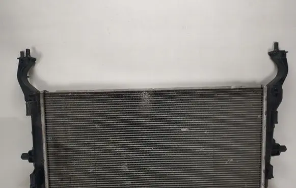 Hyundai i30 Coolant radiator 25310J7800