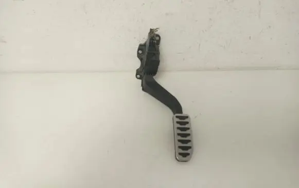 Land Rover Evoque I Accelerator throttle pedal BJ3M9F836FB