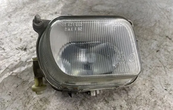 Mercedes-Benz E W210 Front fog light A2108200256 1305621663 0305050002