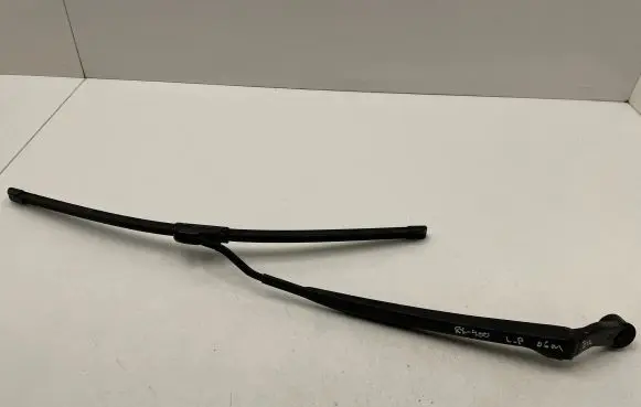 Lexus RX 330 - 350 - 400H Front wiper blade arm