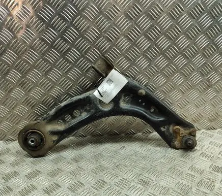 Skoda Octavia Mk3 (5E) Front lower control arm/wishbone 5Q0407152P