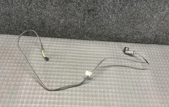 Mercedes-Benz E W211 AUX in-socket connector A2115409910