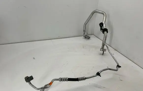 Ford Bronco Air conditioning (A/C) pipe/hose LX6H19E881UC