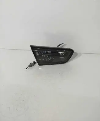 Mitsubishi Lancer VIII Tailgate rear/tail lights