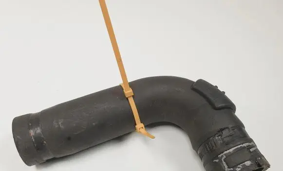 Jaguar S-Type Engine coolant pipe/hose XW4E-8A520-CD