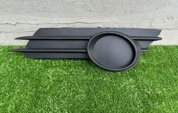 Opel Corsa D Front bumper lower grill 13211480
