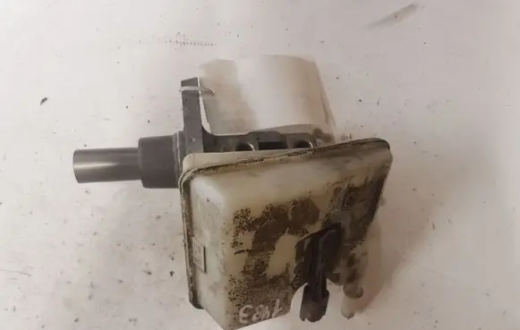 Citroen C4 I Picasso Master brake cylinder 965400218001 03355815253