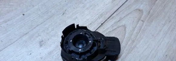 Opel Vectra C EGR valve 00005321a7