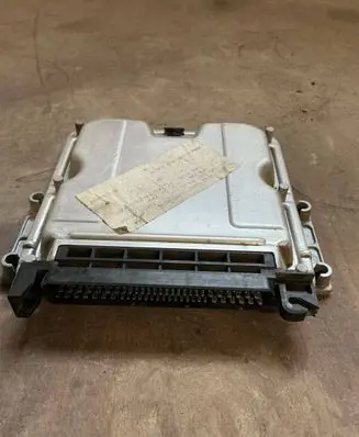 Peugeot 406 Engine control unit/module 9636255980 EDC15C2 0281010166