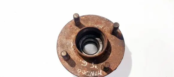 Ford Mondeo MK II Rear wheel hub