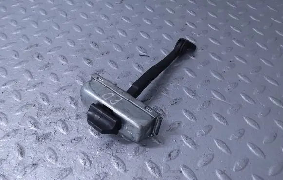Jaguar I-Pace Front door check strap stopper T4K1682 J9D323552AB J9D323552AC