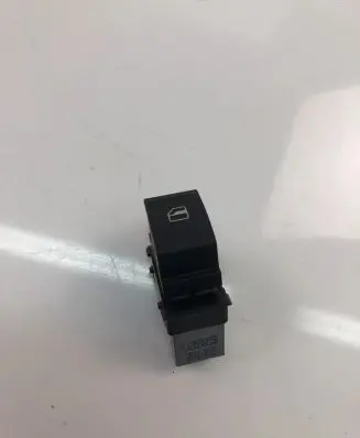 Volkswagen Golf V Electric window control switch 7L6959855B