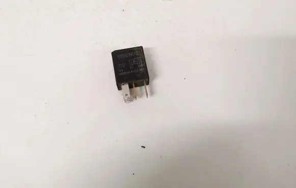 Iveco Daily 40.8 Other relay 500326610