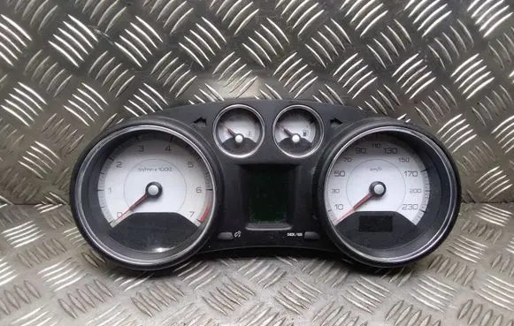 Peugeot 308 Speedometer (instrument cluster) 9665107580