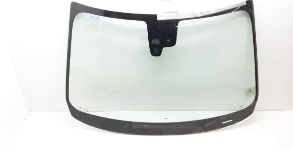 Volvo XC60 Front windscreen/windshield window 