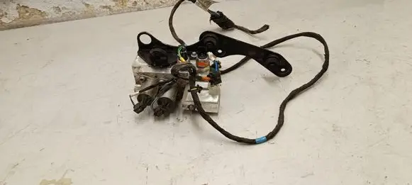 Mercedes-Benz GLE (W166 - C292) Active stabilizer control/valve assembly A1663201158