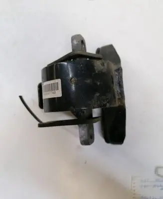 Chrysler Sebring (JS) Engine mount bracket 05085477AB