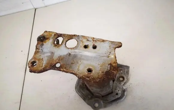 Toyota Verso Front bumper mounting bracket