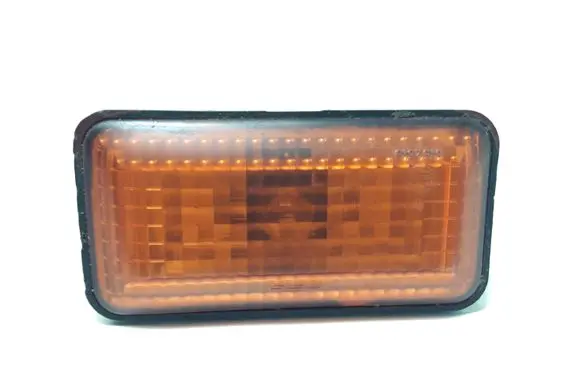 Volkswagen Golf III Front fender indicator light 1H0949117A