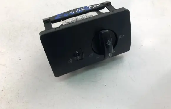 Ford Mondeo Mk III Light switch 4S7T13A024CA