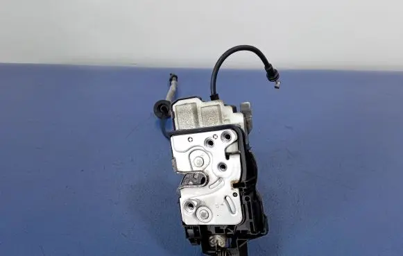 Volvo S90, V90 Rear door lock 31462449
