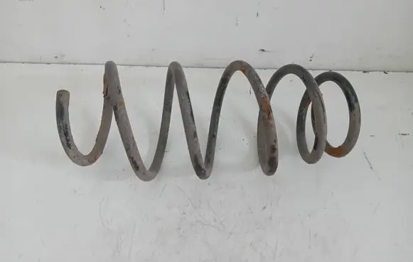 Toyota Yaris Front coil spring 