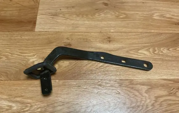 Volvo V70 Tailgate/trunk/boot hinge 9154678