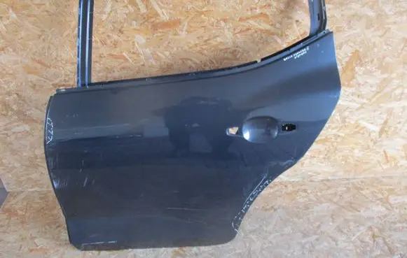 Dacia Sandero III Rear door 821139459R