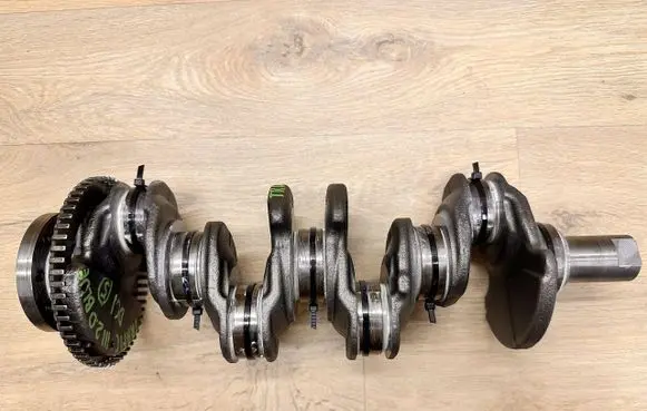 Renault Trafic III (X82) Crankshaft 8200385152