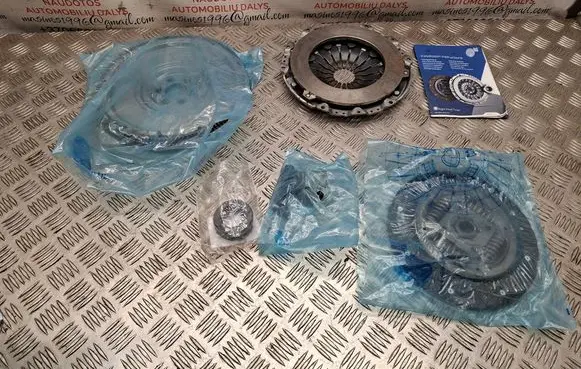 Volkswagen Touran I Clutch set kit 03G105266BM