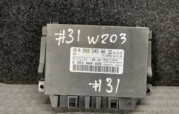 Mercedes-Benz C W203 Parking PDC control unit/module A2095450032
