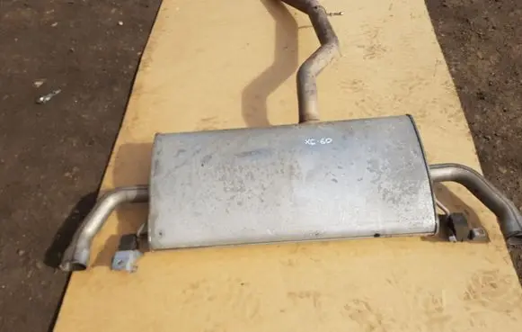 Volvo XC60 Muffler/silencer 82333565