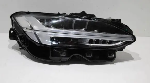 Volvo S90, V90 Headlight/headlamp 31468901