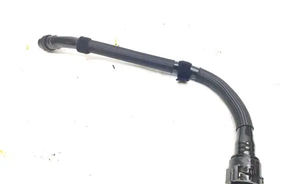 Alfa Romeo Stelvio Engine coolant pipe/hose