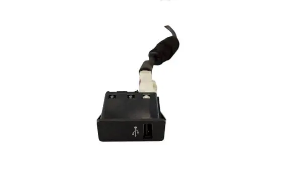 BMW 2 F45 USB socket connector 6820397 84106820397