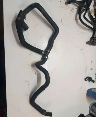 Volvo V70 Engine coolant pipe/hose 207149