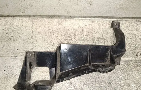 BMW 5 E39 Headlight/headlamp mounting bracket 15372400