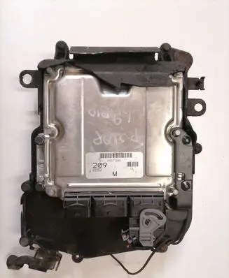 Mitsubishi Space Star Engine control unit/module MR577209