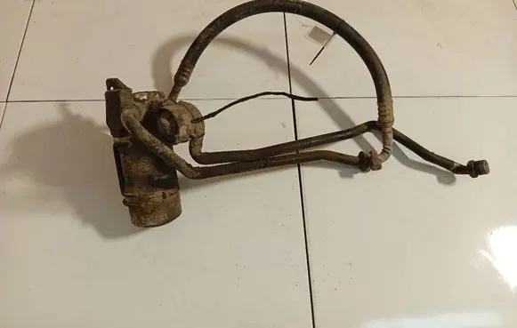 Air conditioning (A/C) pipe/hose