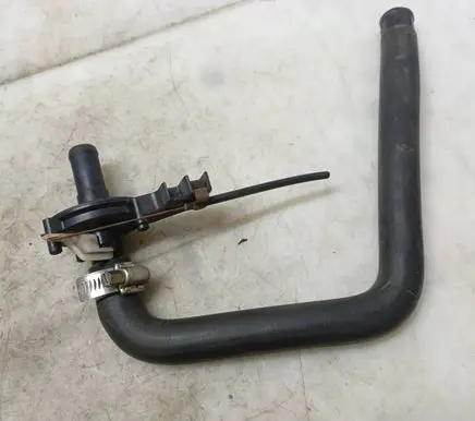 Mercedes-Benz 609 Coolant heater control valve A0008303084