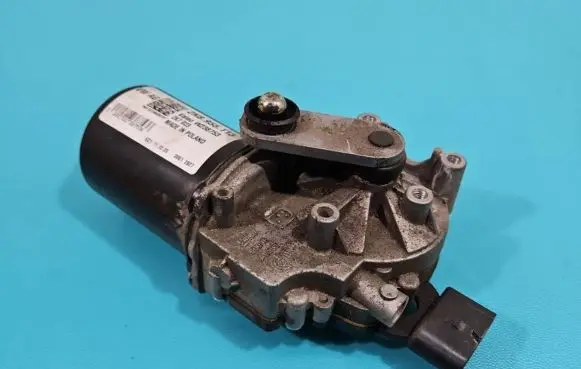 Volkswagen Caddy Wiper motor 2K8955113 IMPRK1398562