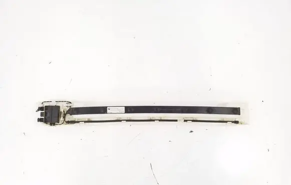 Rear bumper mounting bracket