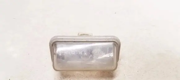 Toyota Avensis T250 Number plate light