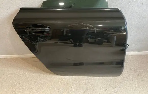 Audi A7 S7 4G Rear door