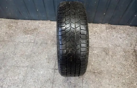Bentley Continental R15 summer tire 