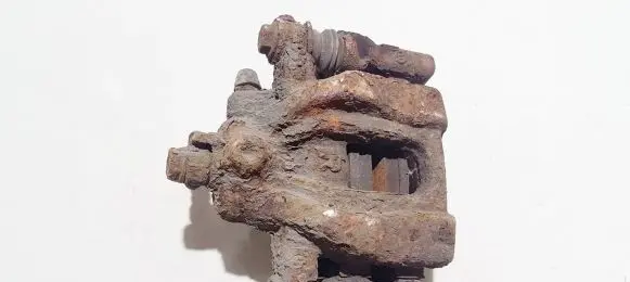 Honda CR-V Rear brake caliper