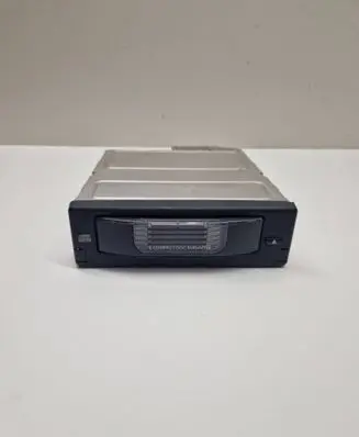 BMW 5 E60 E61 CD/DVD changer 9131850 020469 AL602190642073