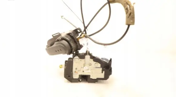 Nissan Note (E11) Front door lock 4206E