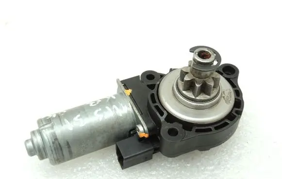 Mercedes-Benz C W205 Seat adjustment motor A0009102409